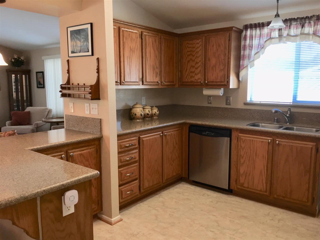 15935 Spring Oaks Road, Unit SPC 24 El Cajon, CA 92021 - Photo 5 of 17 Gallery Image 5