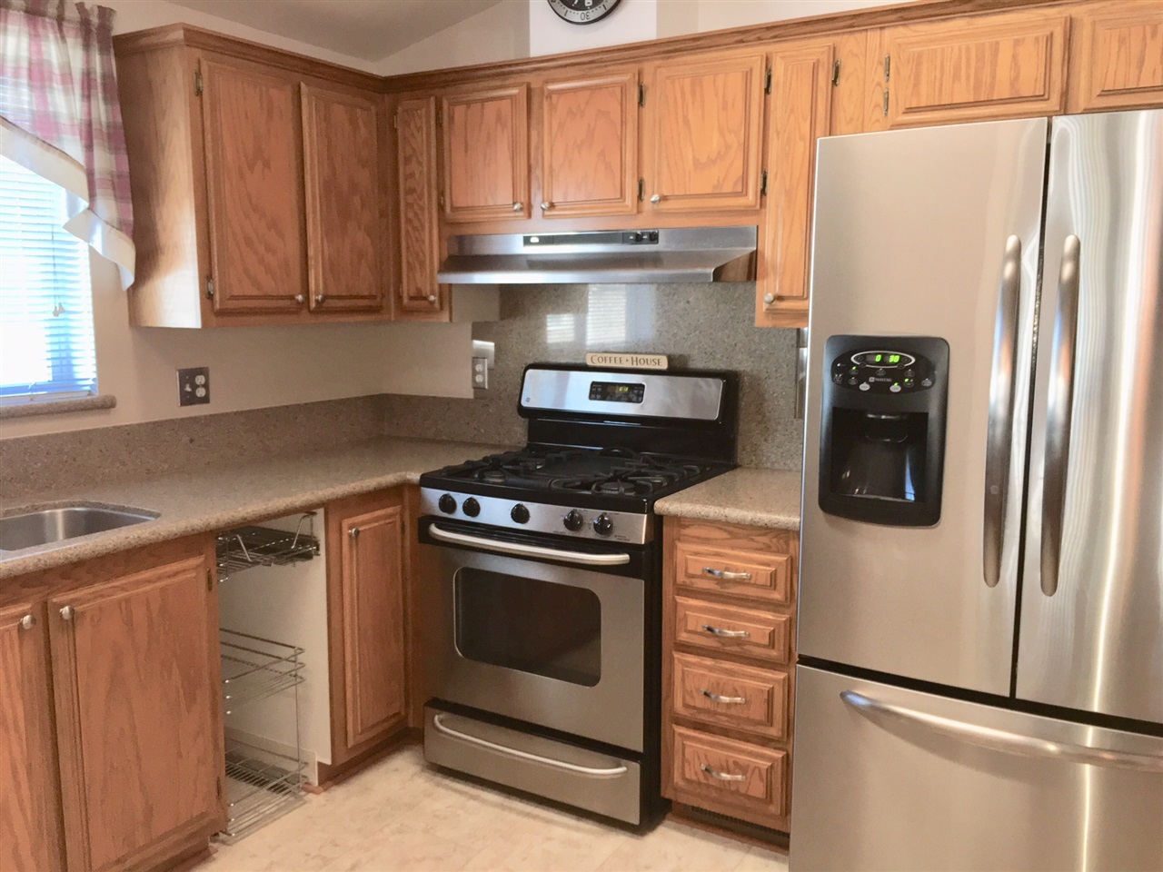 15935 Spring Oaks Road, Unit SPC 24 El Cajon, CA 92021 - Photo 6 of 17 Gallery Image 6