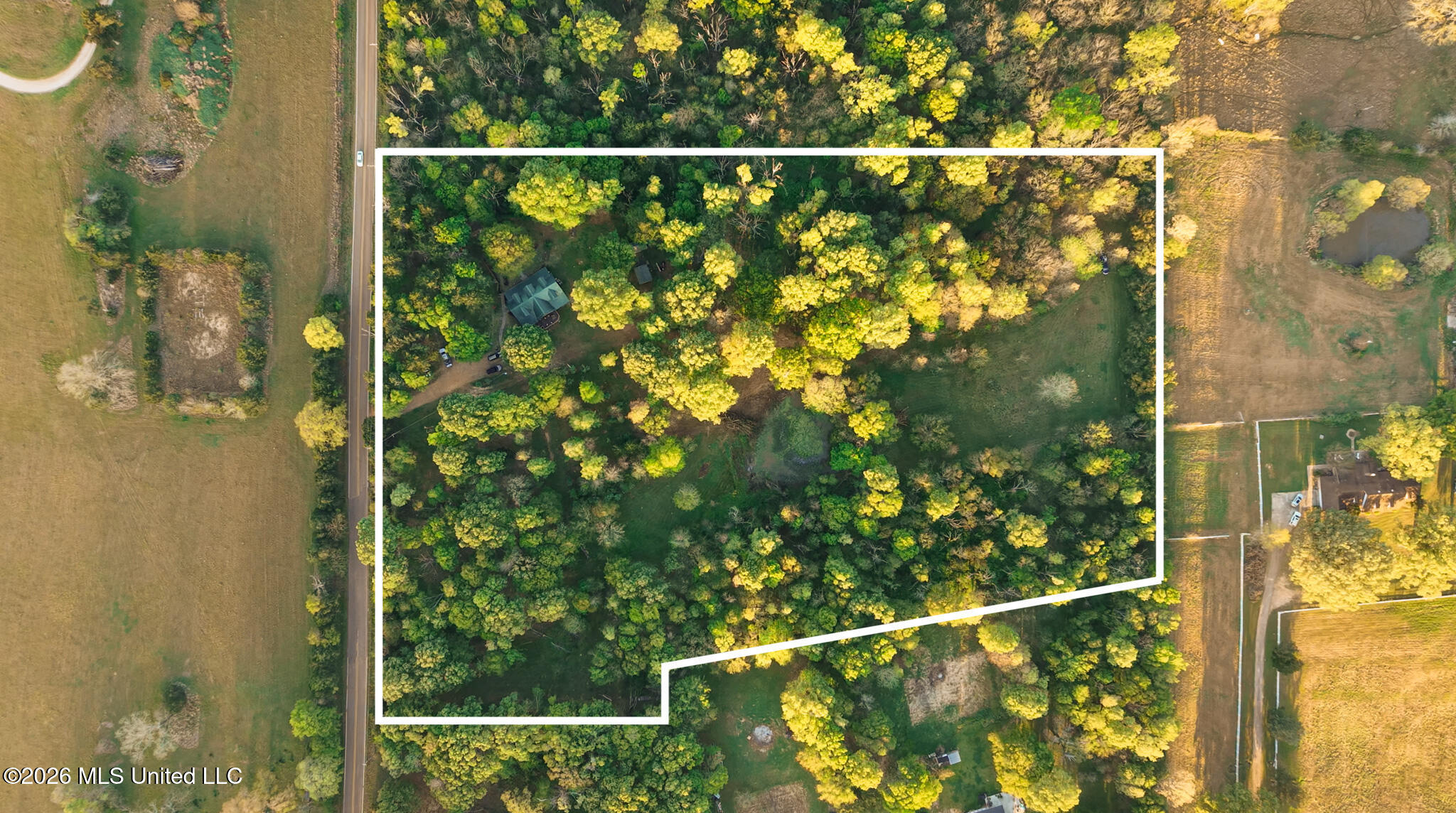 B61E0D2E-2634-4B3A-B666-84BF60B385CD