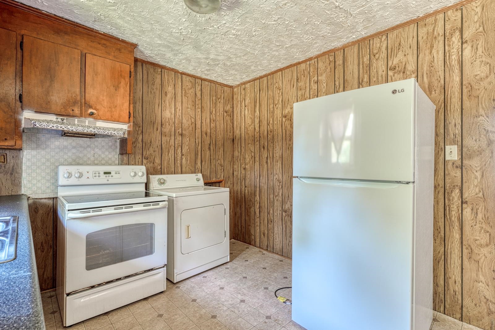 205 Bintage Road Greenwood, SC 29649 - Photo 8 of 21 Gallery Image 8
