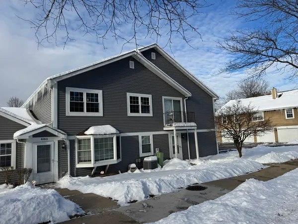 $2,250 | 460 North Lake Shore Drive, Unit 460, Palatine, IL 60067