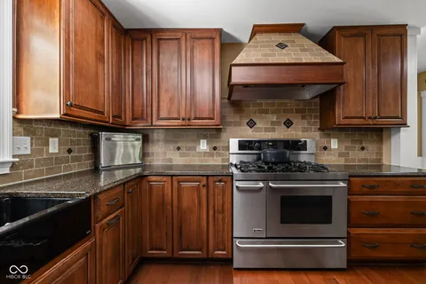 $875,000 | 5840 High Fall Road, Indianapolis, IN 46226