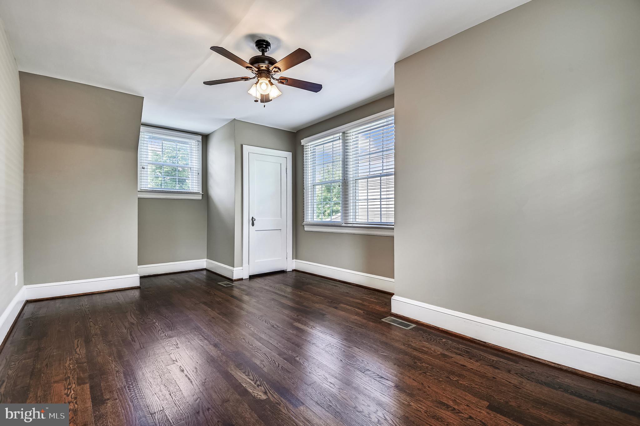 1111 Vernon Avenue Baltimore, MD 21229 - Photo 19 of 27 Bedroom 2