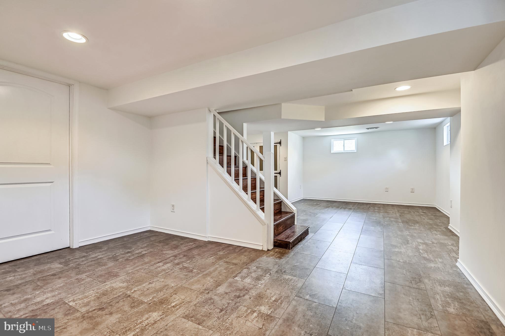 1111 Vernon Avenue Baltimore, MD 21229 - Photo 23 of 27 Basement