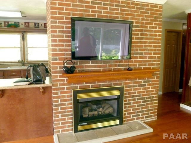 344 West Stonegate Road Peoria, IL 61614 - Photo 11 of 19 Gallery Image 11