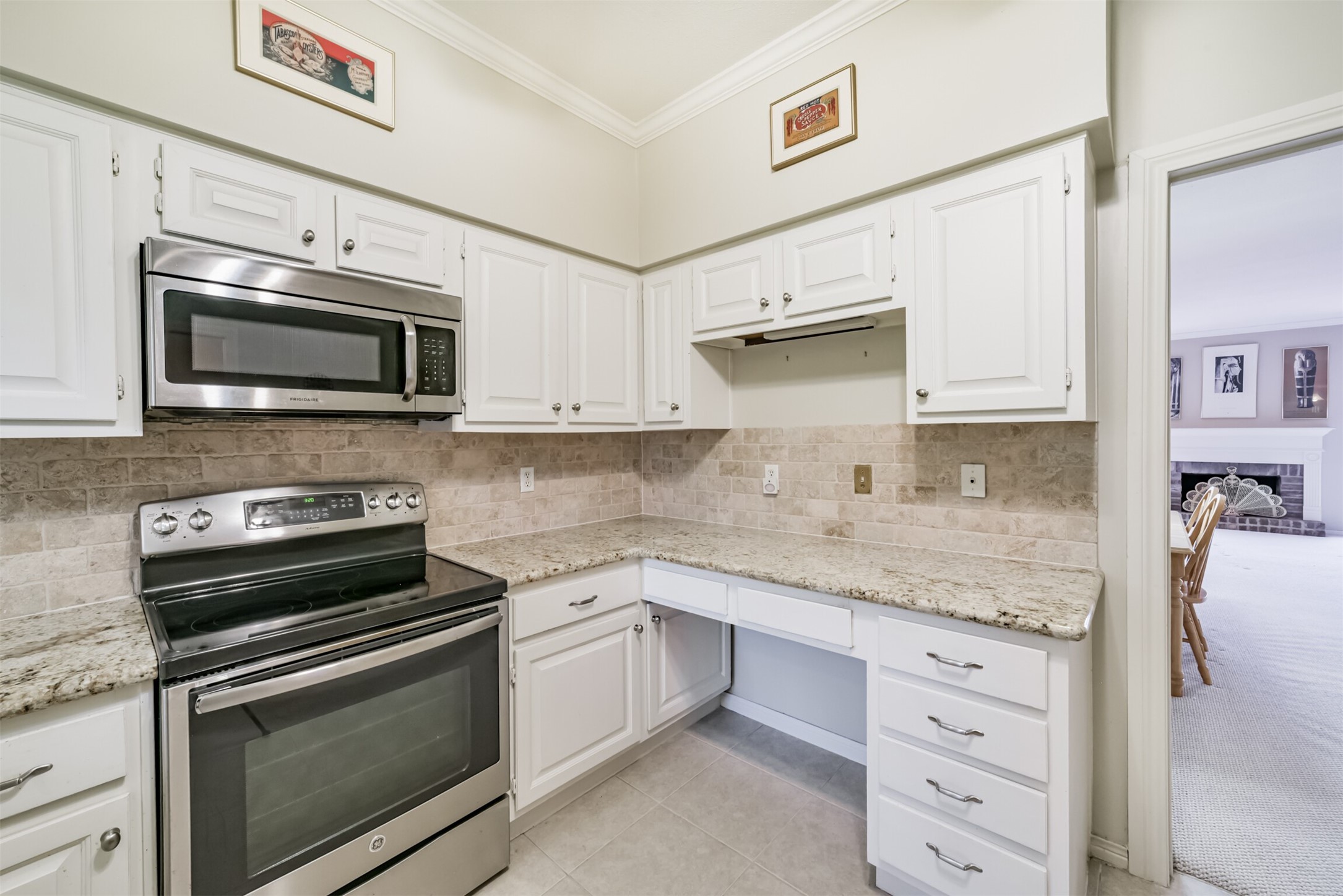 720 Augusta Drive, Unit 720 Houston, TX 77057 - Photo 11 of 36