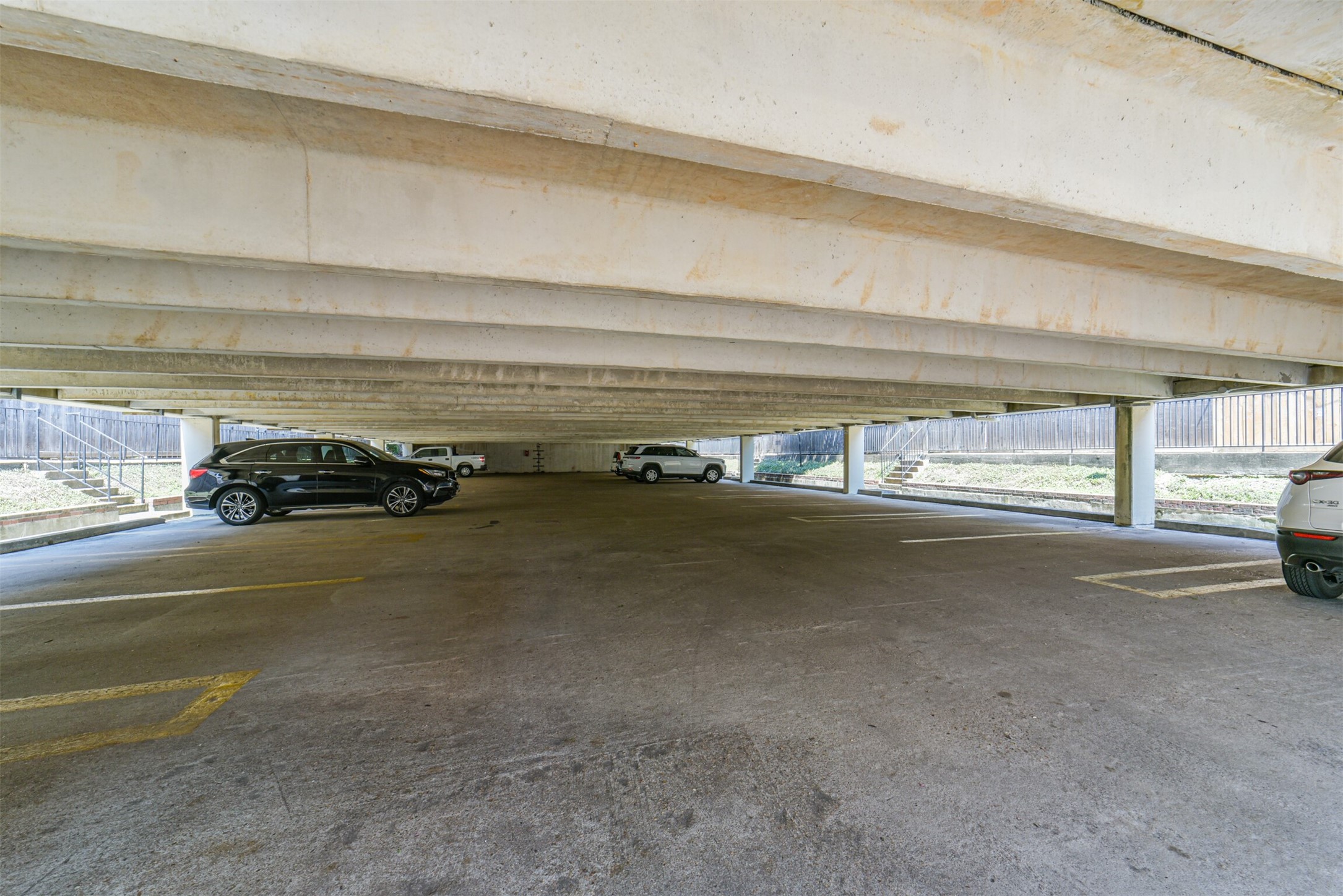 720 Augusta Drive, Unit 720 Houston, TX 77057 - Photo 33 of 36