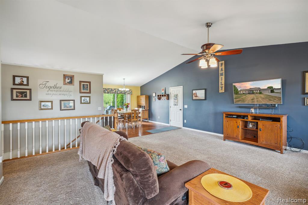 1378 Baldwin Road Grand Blanc, MI 48439 - Photo 8 of 34
