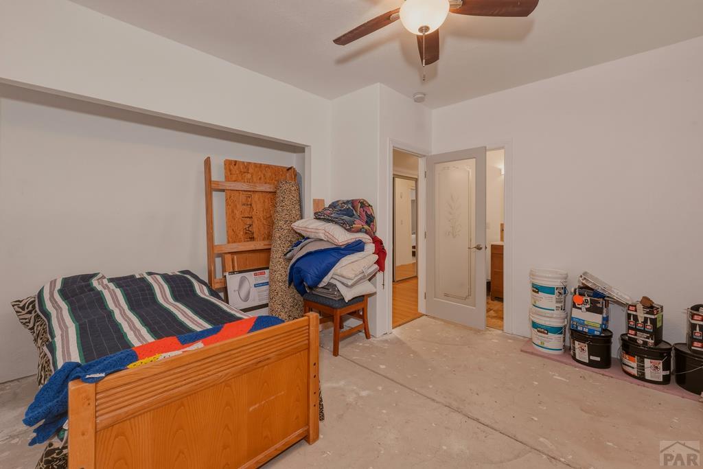 7880 Old Sopris Road Trinidad, CO 81082 - Photo 27 of 49 a living room with furniture and a gym machine
