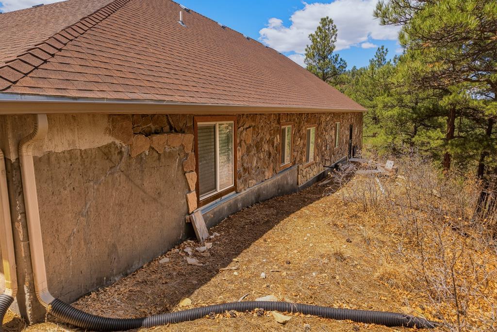7880 Old Sopris Road Trinidad, CO 81082 - Photo 35 of 49 a front view of a house with garden