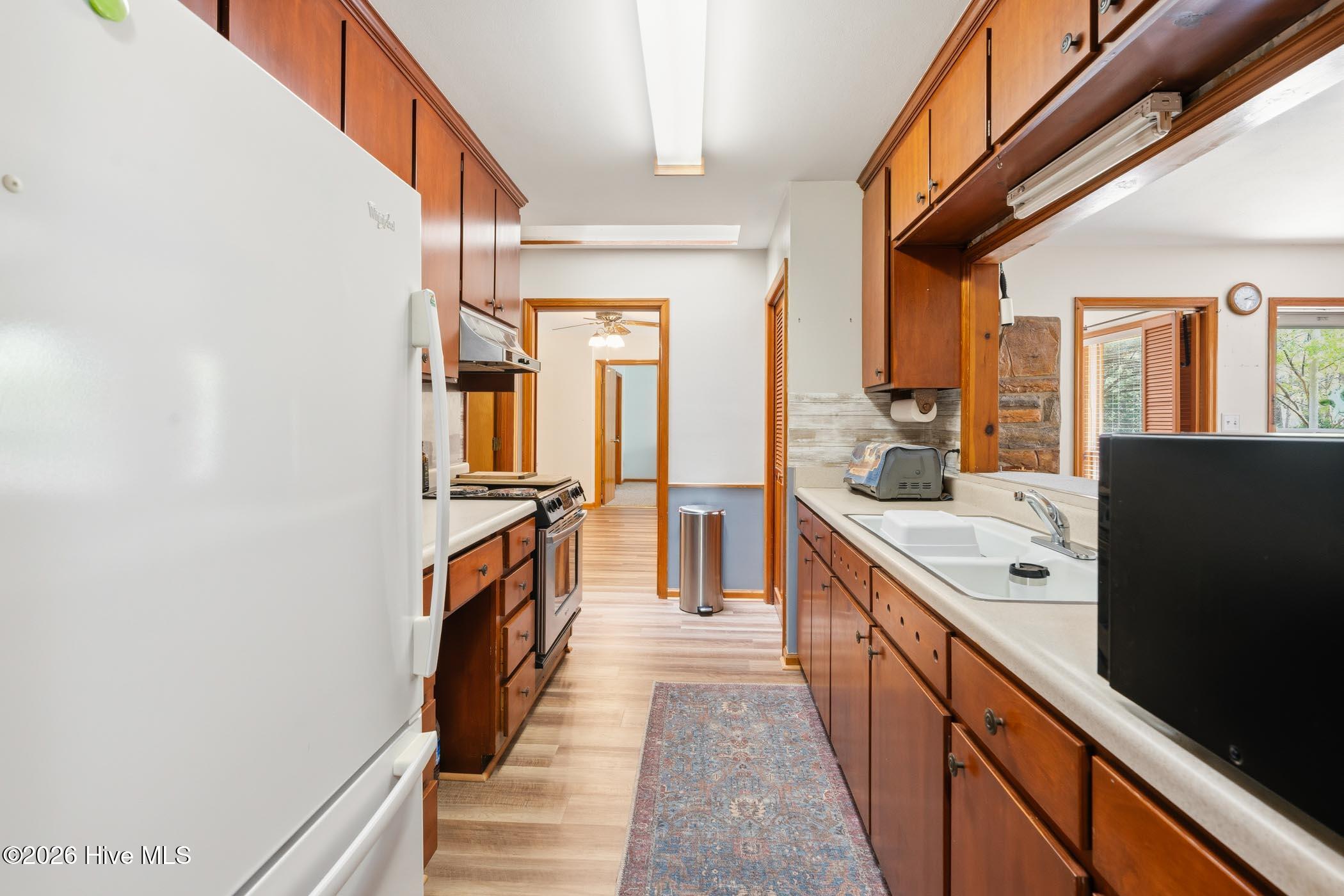 194 Poole Road Rockingham, NC 28379 - Photo 10 of 54 kitchen