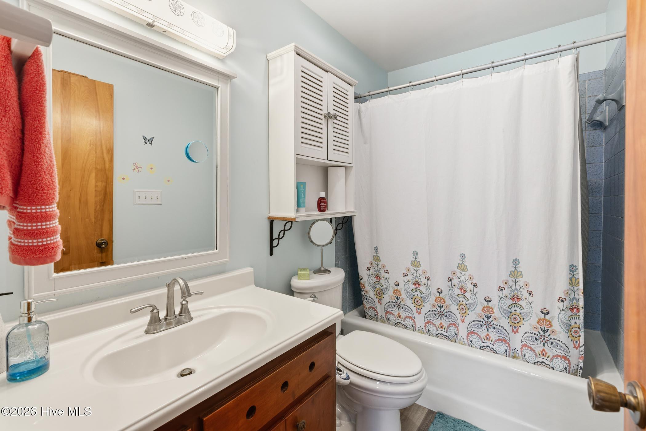 194 Poole Road Rockingham, NC 28379 - Photo 14 of 54 master bathroom