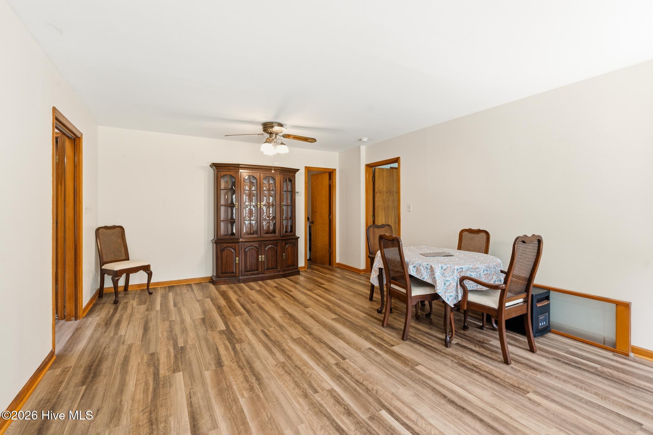 194 Poole Road Rockingham, NC 28379 - Photo 16 of 54 dining room