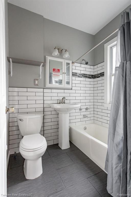 80 Hague Street Detroit, MI 48202 - Photo 21 of 40