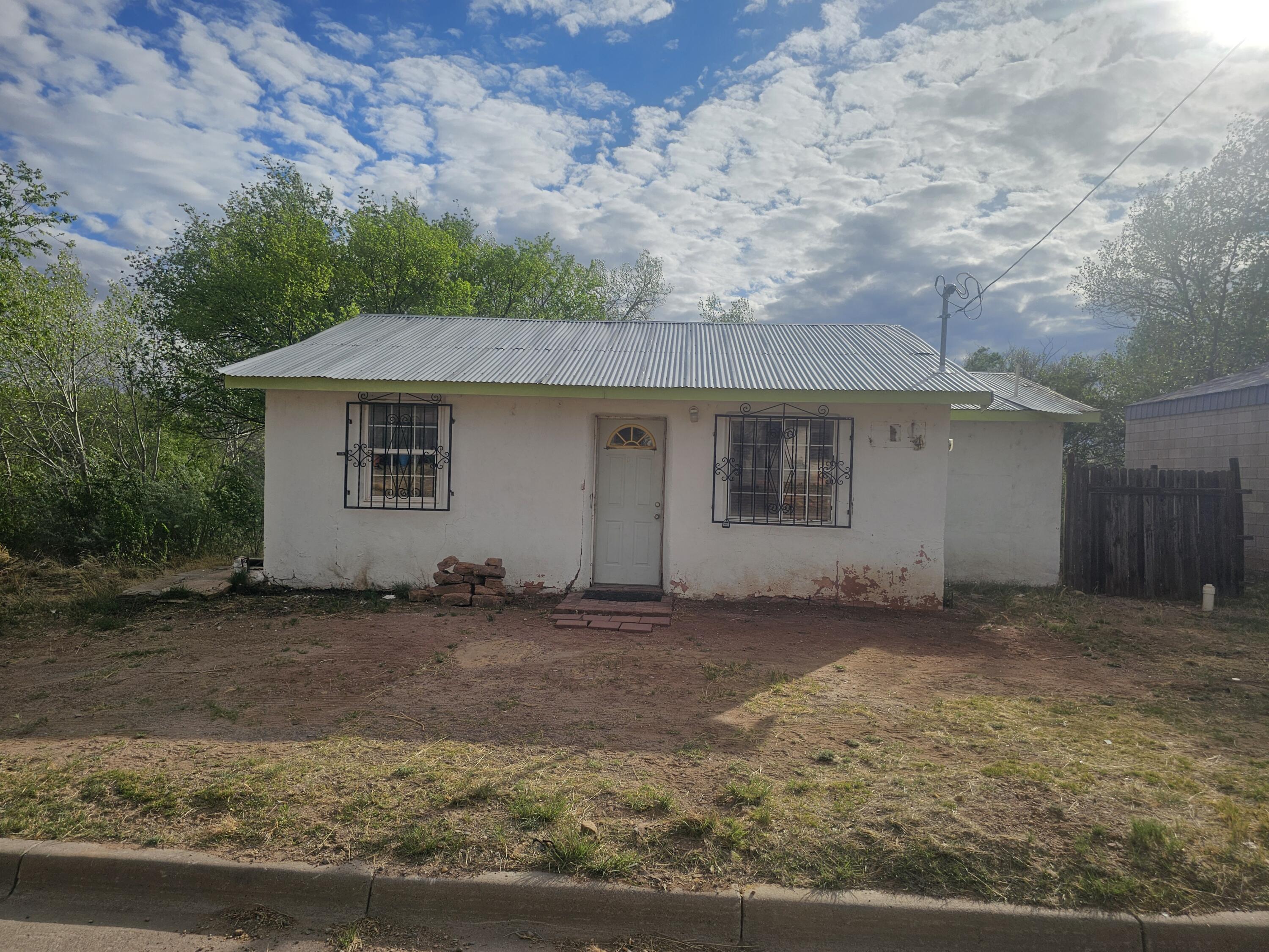 153 South 1st Street Santa Rosa, NM 88435 - Photo 1 of 1 Gallery Image 1