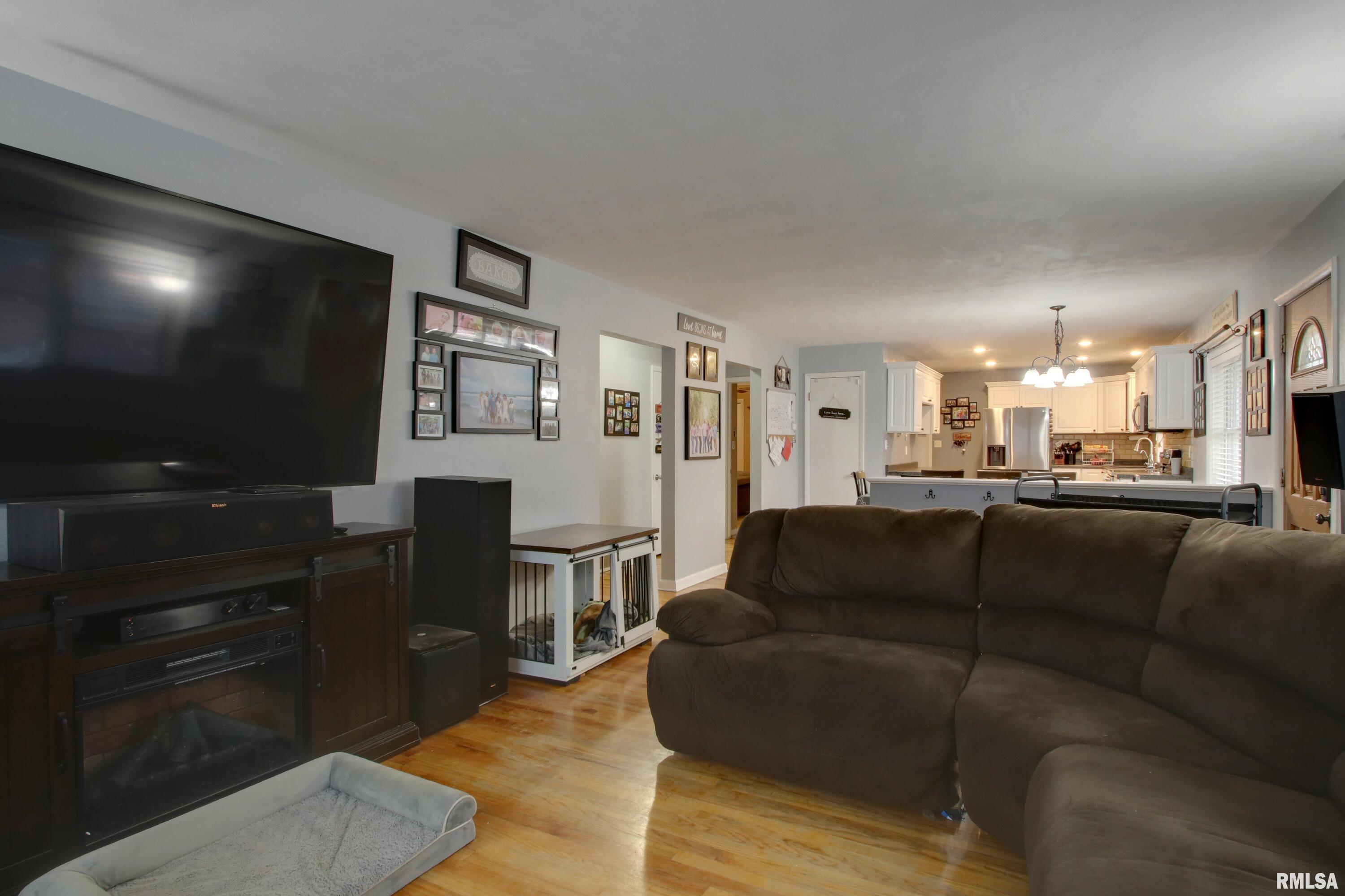 708 Hamilton Avenue Quincy, IL 62305 - Photo 4 of 24