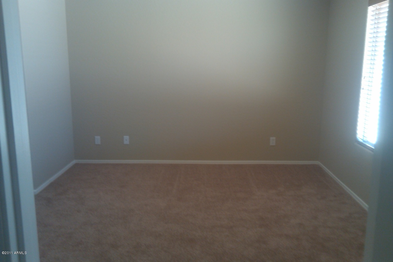 1642 West Pecan Road Phoenix, AZ 85041 - Photo 5 of 6 bedroom