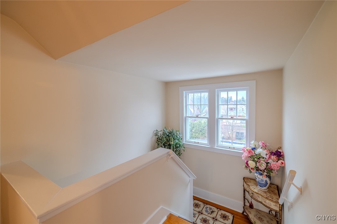 628 Rugby Road Syracuse, NY 13203 - Photo 25 of 47 Third Floor