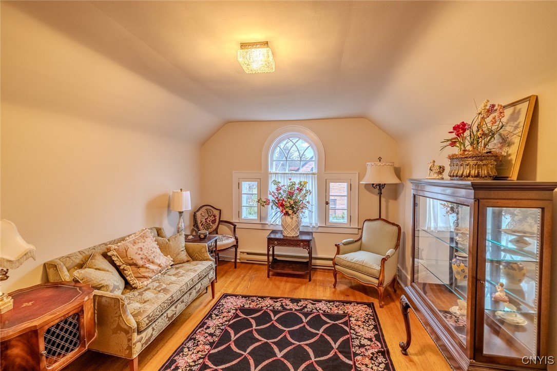 628 Rugby Road Syracuse, NY 13203 - Photo 30 of 47 Bedroom #4 Third Floor