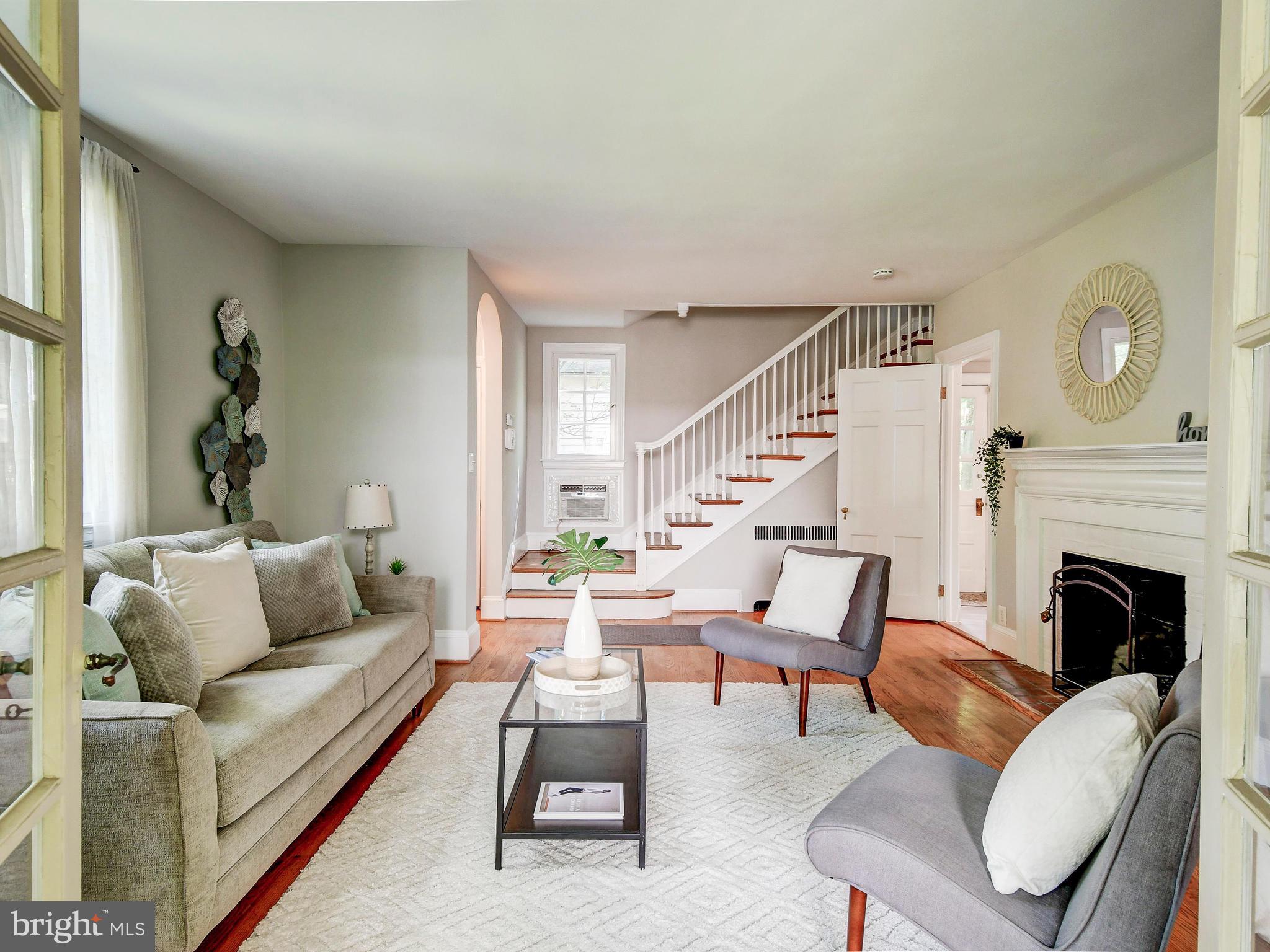 323 Taplow Road Baltimore, MD 21212 - Photo 12 of 41 Living Room with Hardwood Flooring