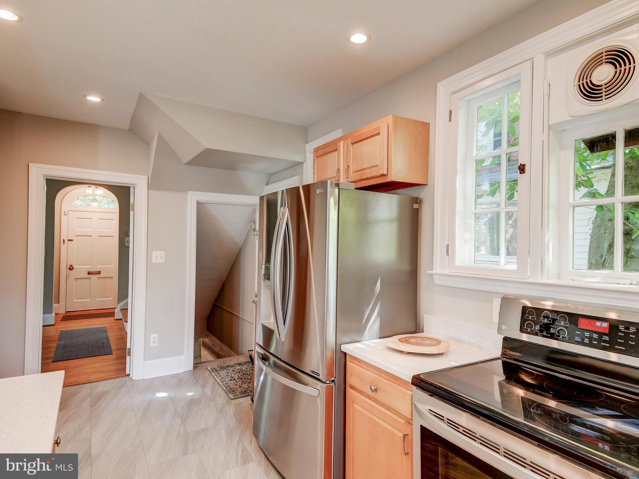 323 Taplow Road Baltimore, MD 21212 - Photo 15 of 41 Kitchen with Stainless Steel Appliances