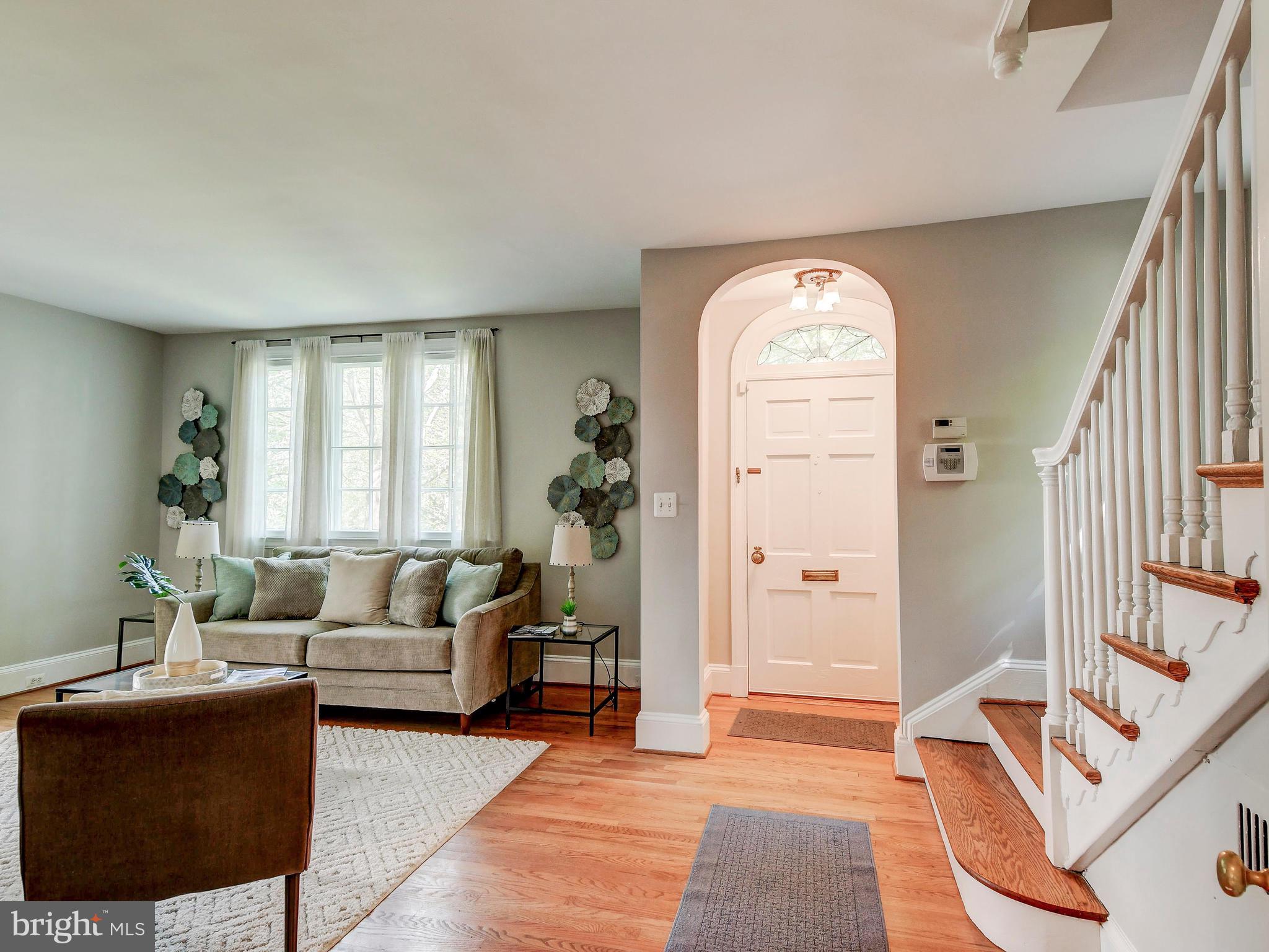 323 Taplow Road Baltimore, MD 21212 - Photo 20 of 41 Living Room Front Entrance