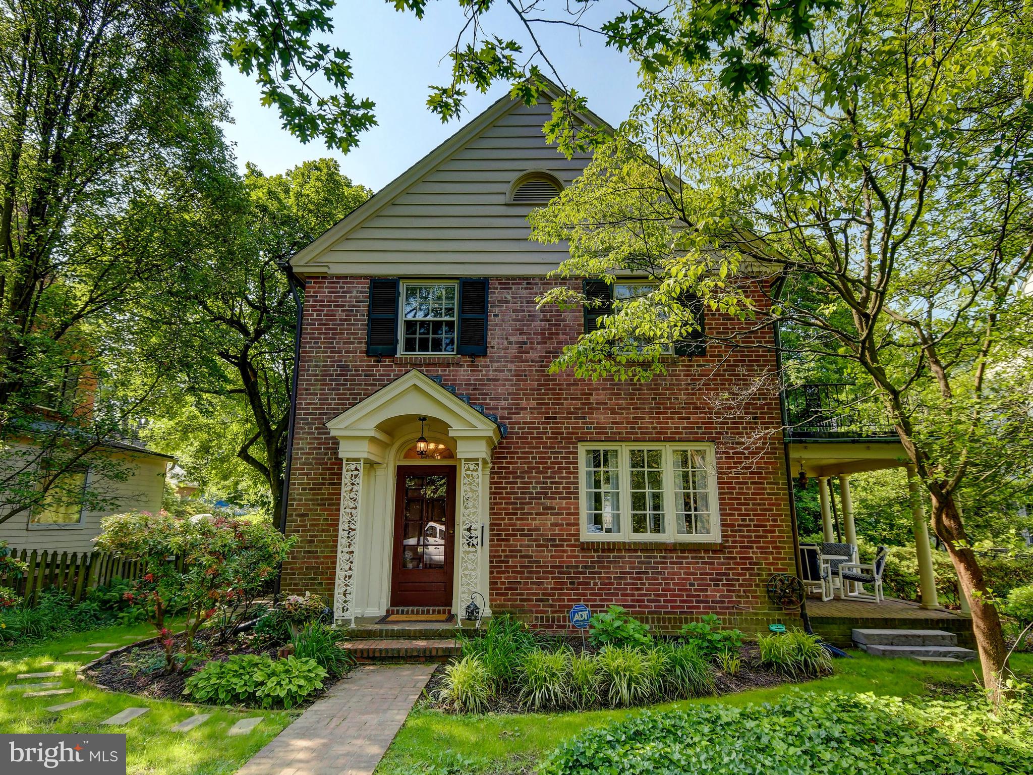 323 Taplow Road Baltimore, MD 21212 - Photo 3 of 41 Welcome Home!