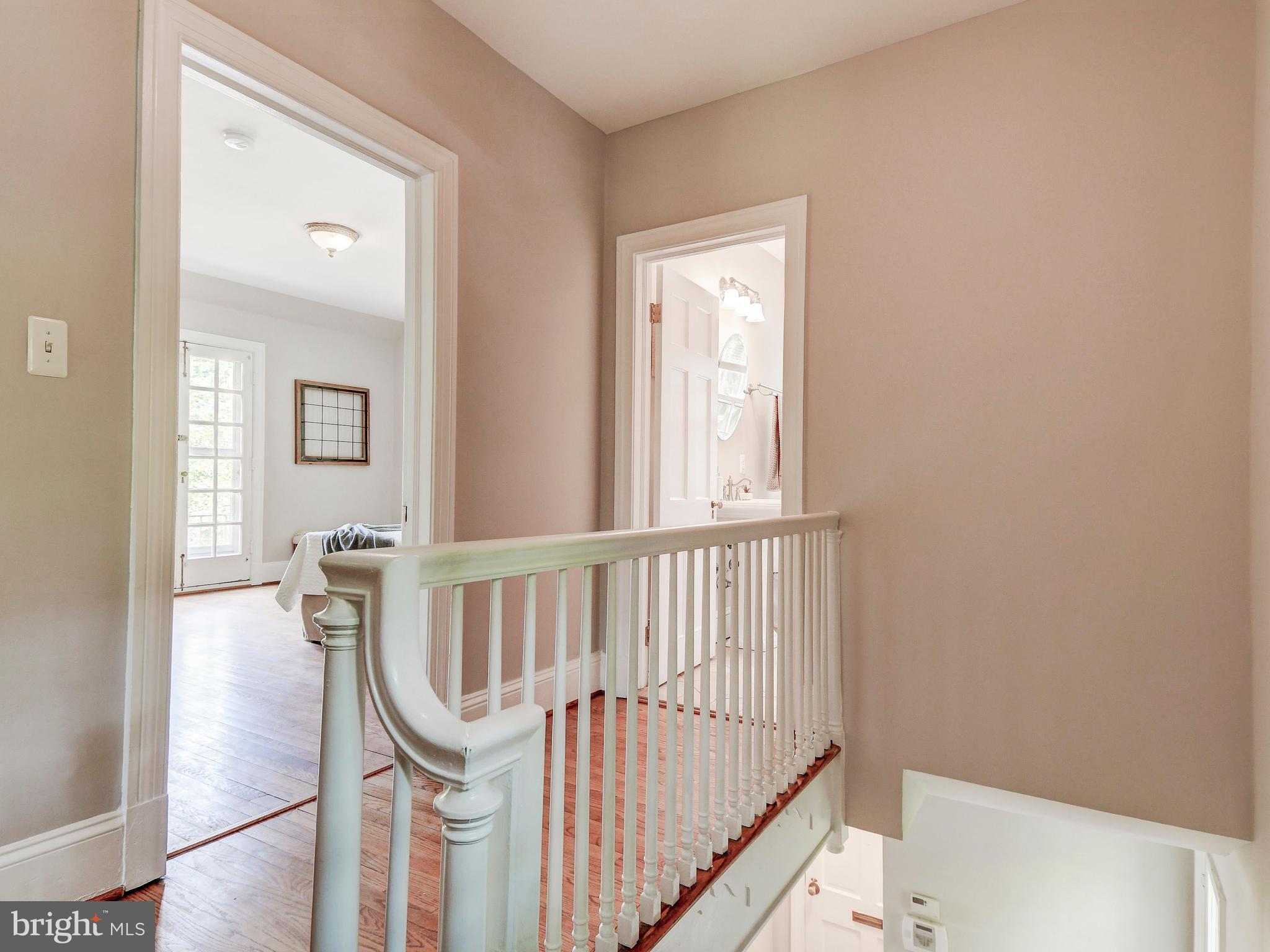 323 Taplow Road Baltimore, MD 21212 - Photo 22 of 41 Upstairs Hallway