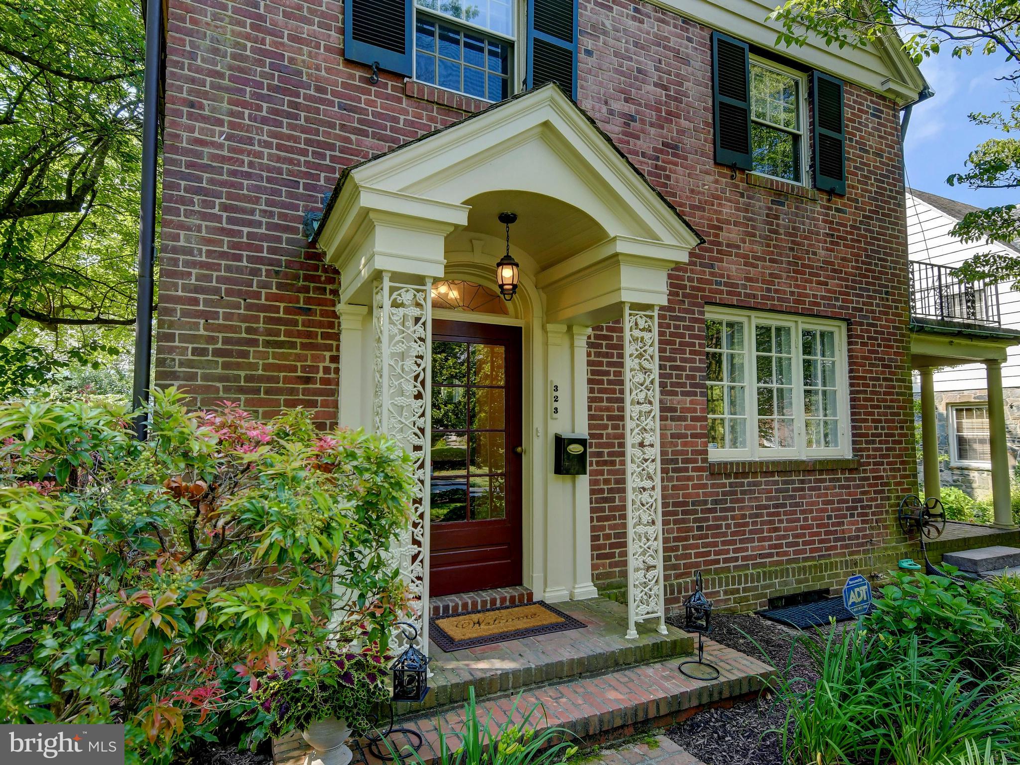 323 Taplow Road Baltimore, MD 21212 - Photo 5 of 41 Front Entrance