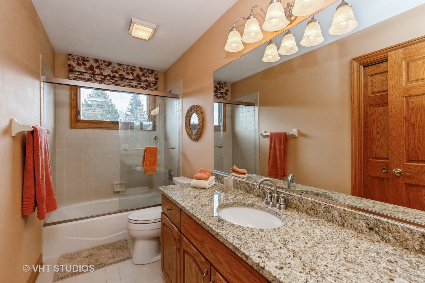 10 Riviera Court Lake In The Hills, IL 60156 - Photo 27 of 42