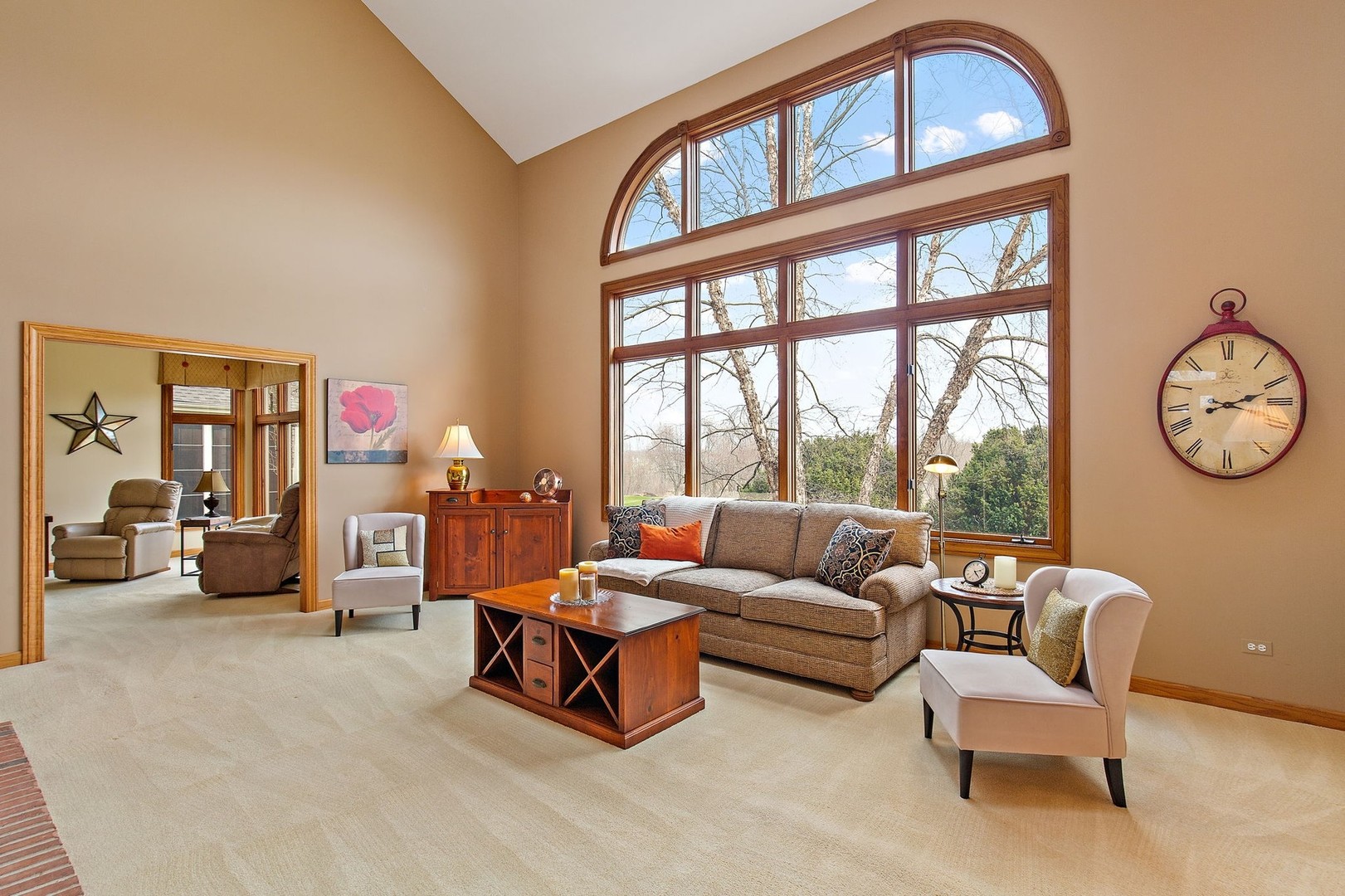 10 Riviera Court Lake In The Hills, IL 60156 - Photo 8 of 42