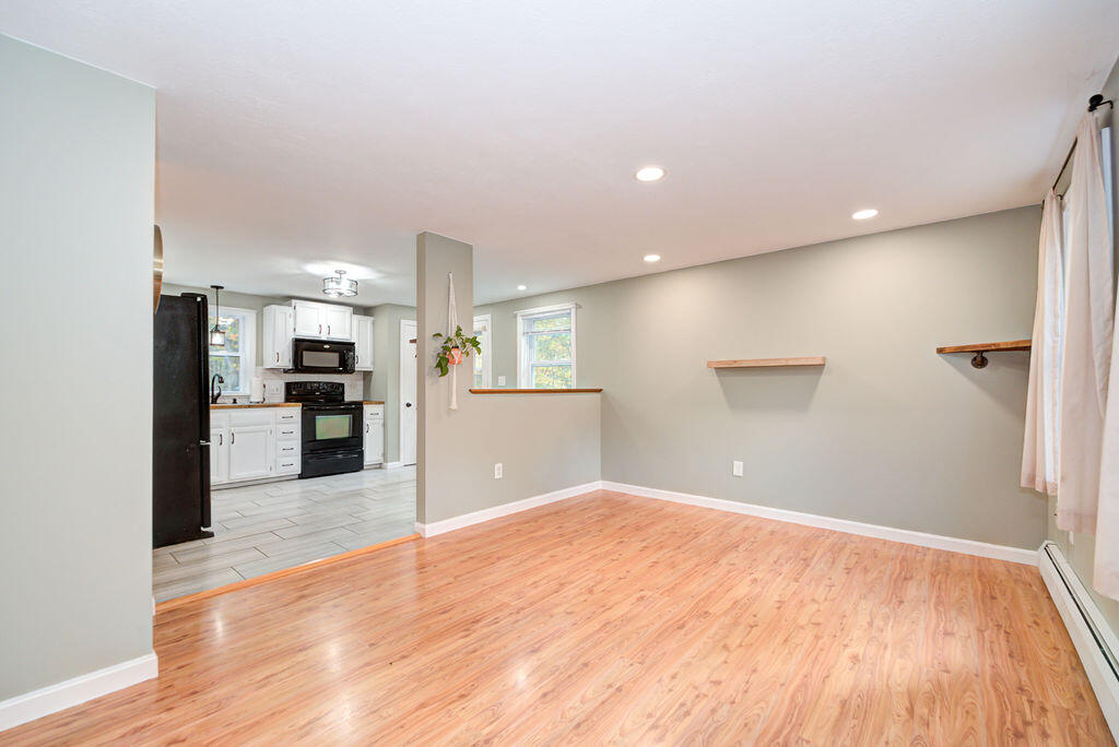 42 Timber Ridge Drive Arundel, ME 04046 - Photo 11 of 50 TimberRidge-Interior-8