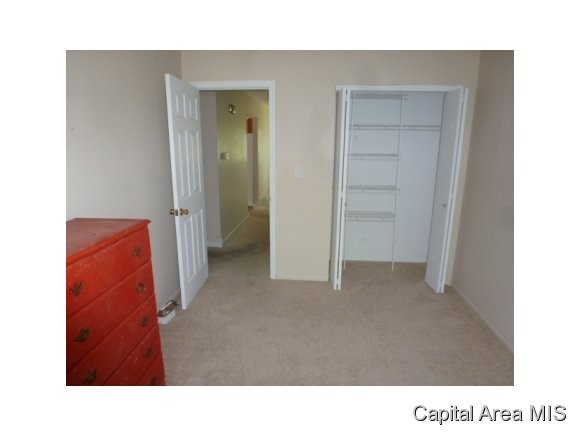 2704 Mead Drive Springfield, IL 62707 - Photo 12 of 20