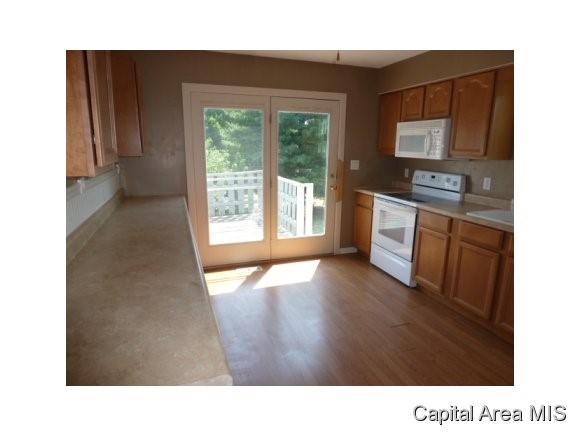 2704 Mead Drive Springfield, IL 62707 - Photo 6 of 20