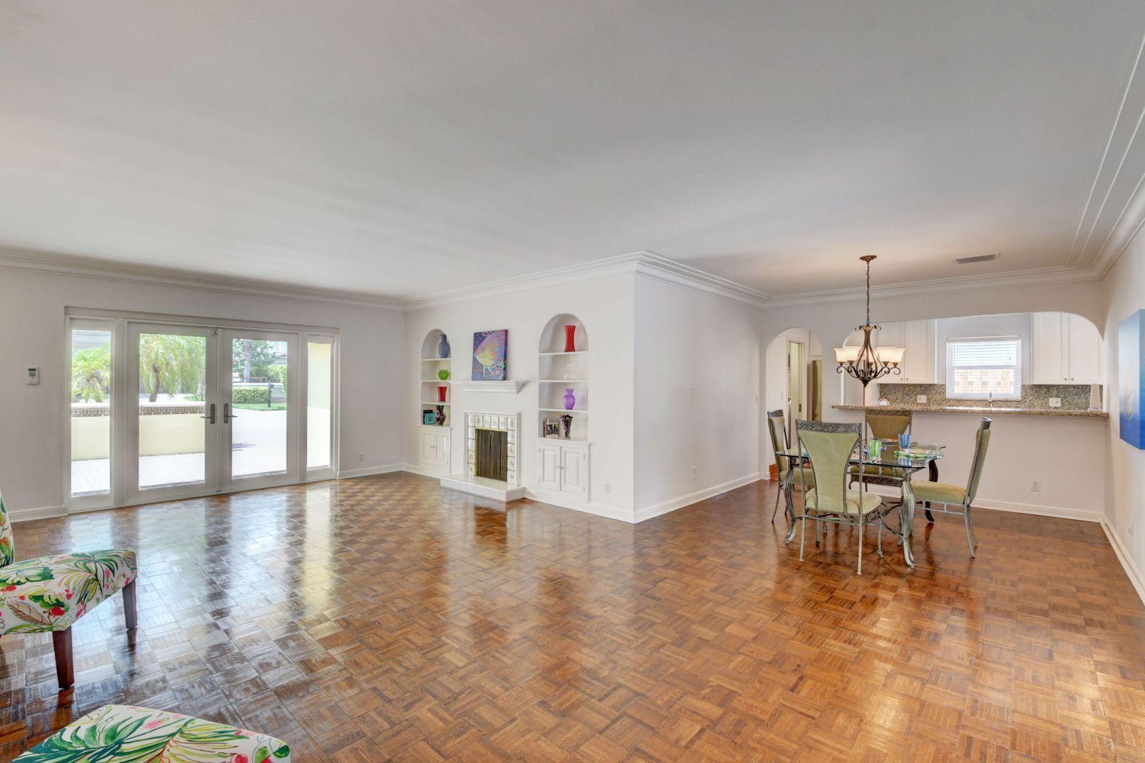 470 Northeast Spanish Trail Boca Raton, FL 33432 - Photo 5 of 42 LIVING RM DINING RM