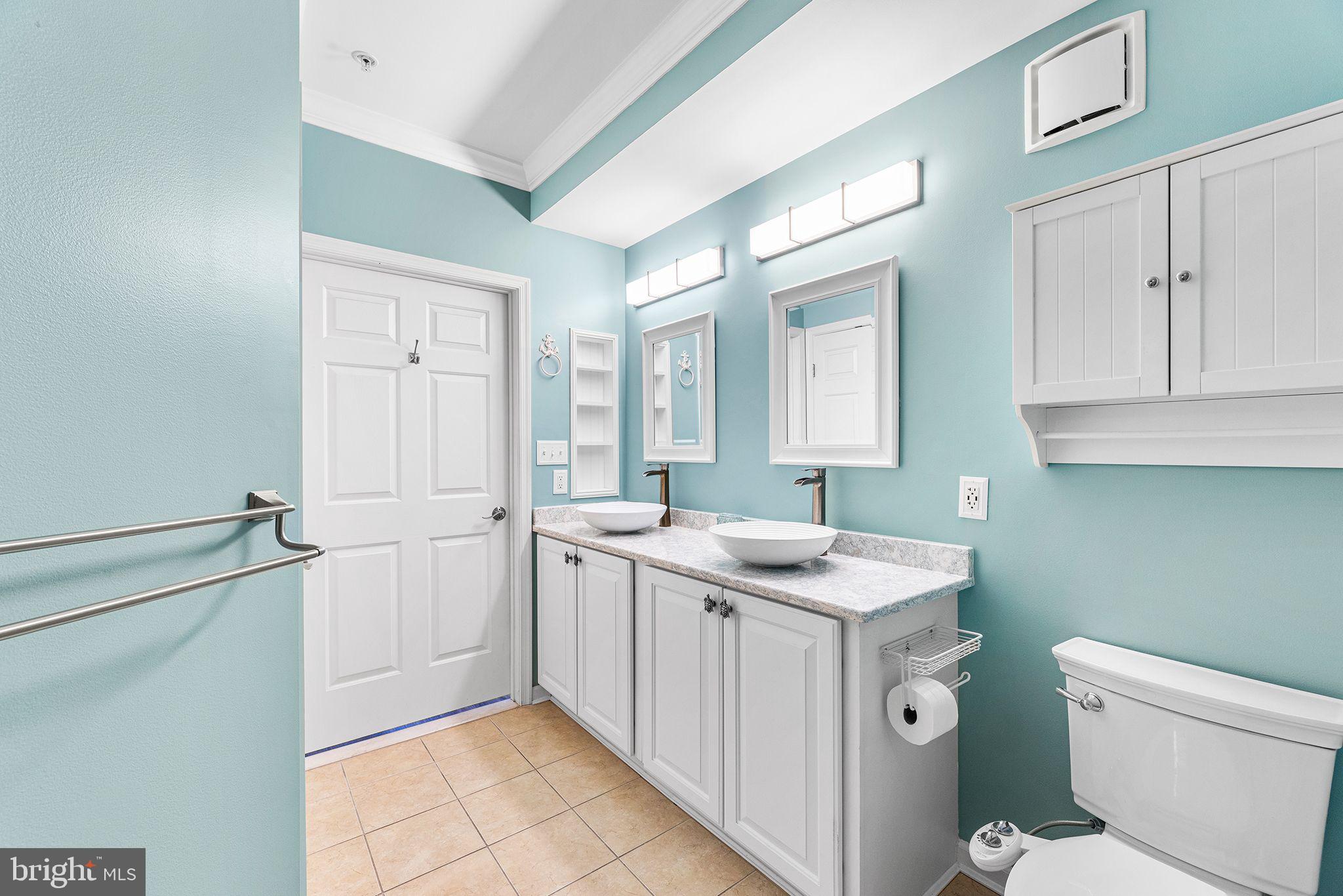 4 Hidden Cove Way, Unit 2B Ocean City, MD 21842 - Photo 20 of 32 Primary Bath (ensuite) - double vanity