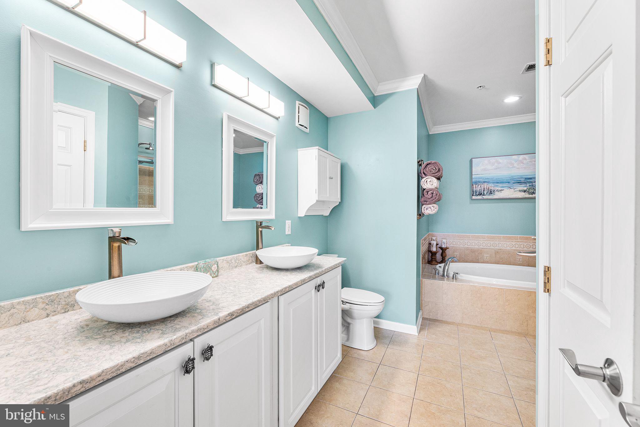 4 Hidden Cove Way, Unit 2B Ocean City, MD 21842 - Photo 22 of 32 Primary Bath - overall