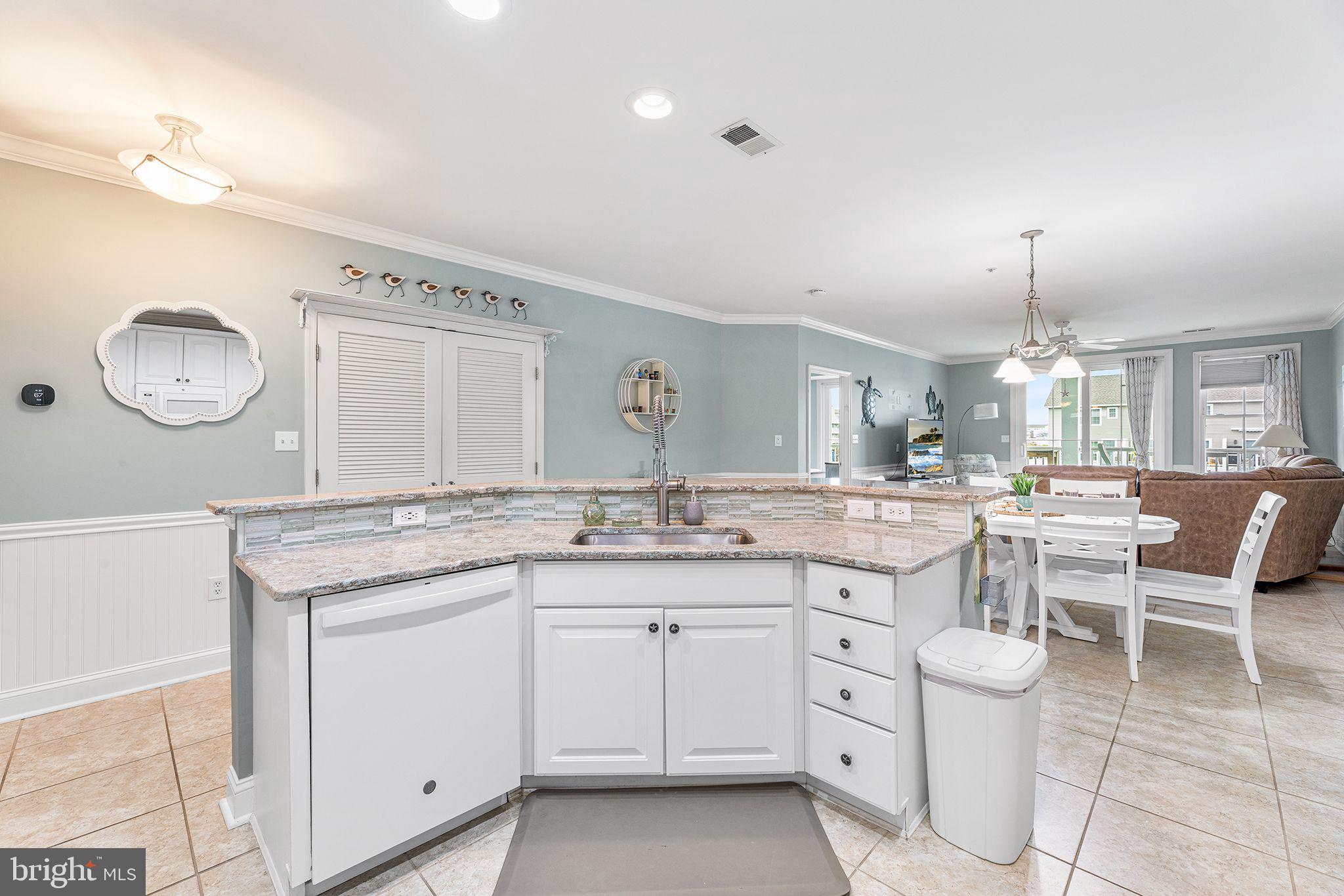 4 Hidden Cove Way, Unit 2B Ocean City, MD 21842 - Photo 8 of 32 Kitchen Island