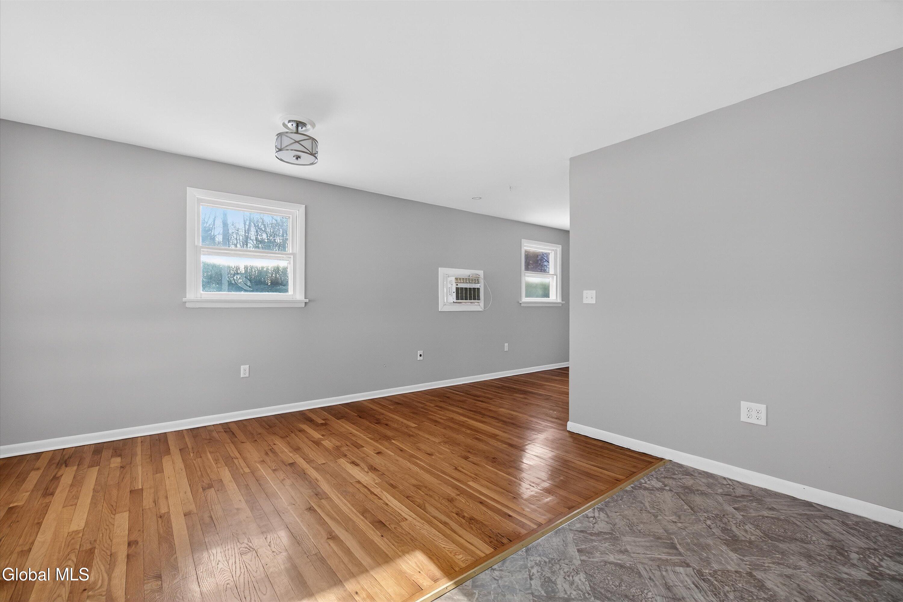 733 Hudson River Road Halfmoon, NY 12118 - Photo 15 of 63 13-733 Hudson River Rd-13