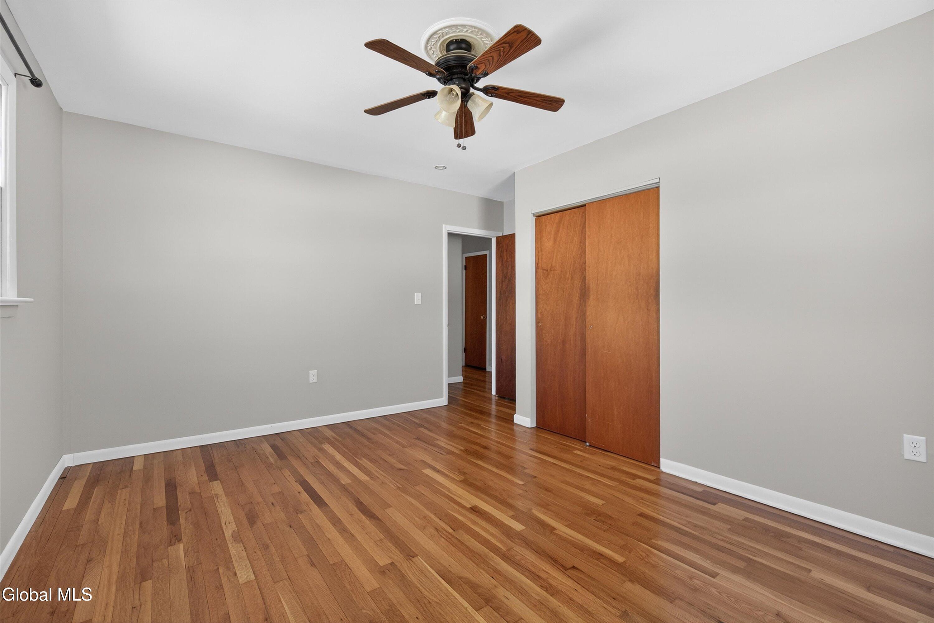 733 Hudson River Road Halfmoon, NY 12118 - Photo 27 of 63 25-733 Hudson River Rd-25