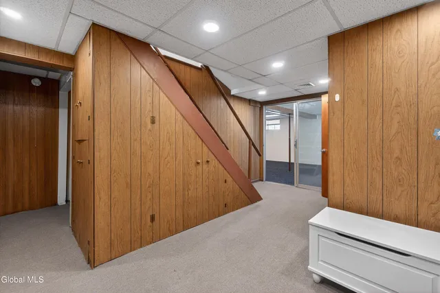 $274,900 | 733 Hudson River Road, Halfmoon, NY 12118