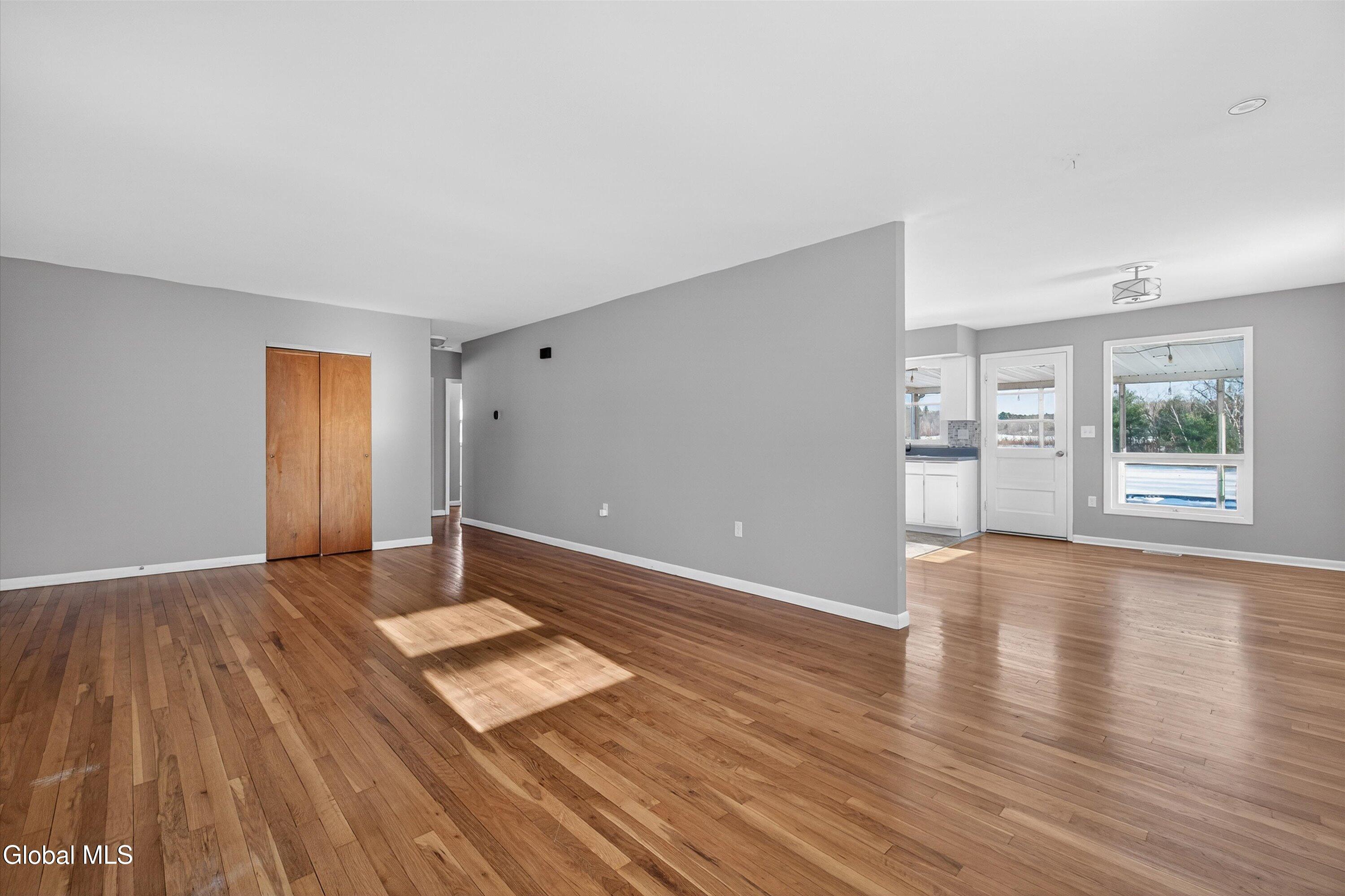 733 Hudson River Road Halfmoon, NY 12118 - Photo 7 of 63 05-733 Hudson River Rd-5