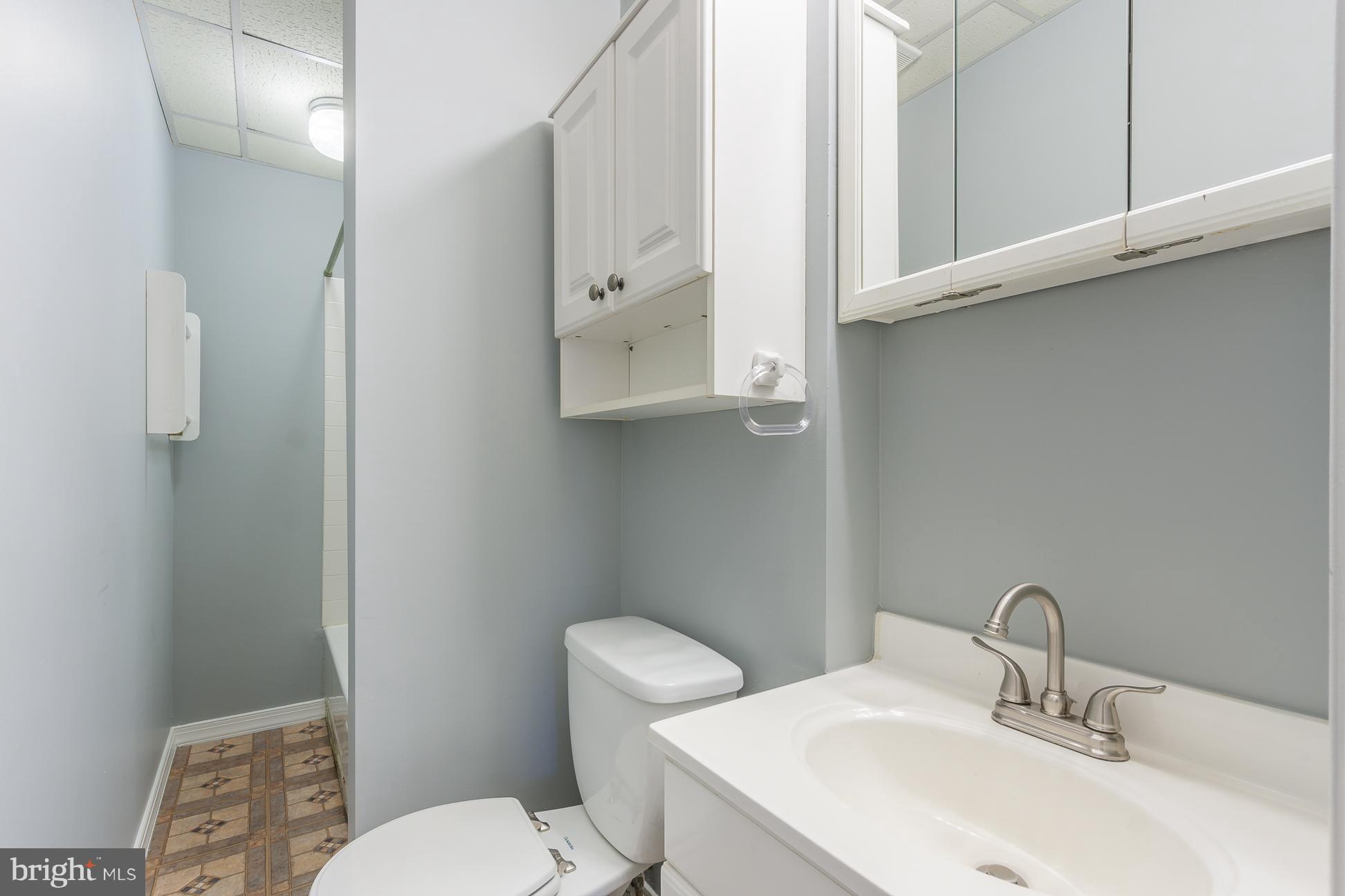 109 Rochester Place Baltimore, MD 21224 - Photo 16 of 25