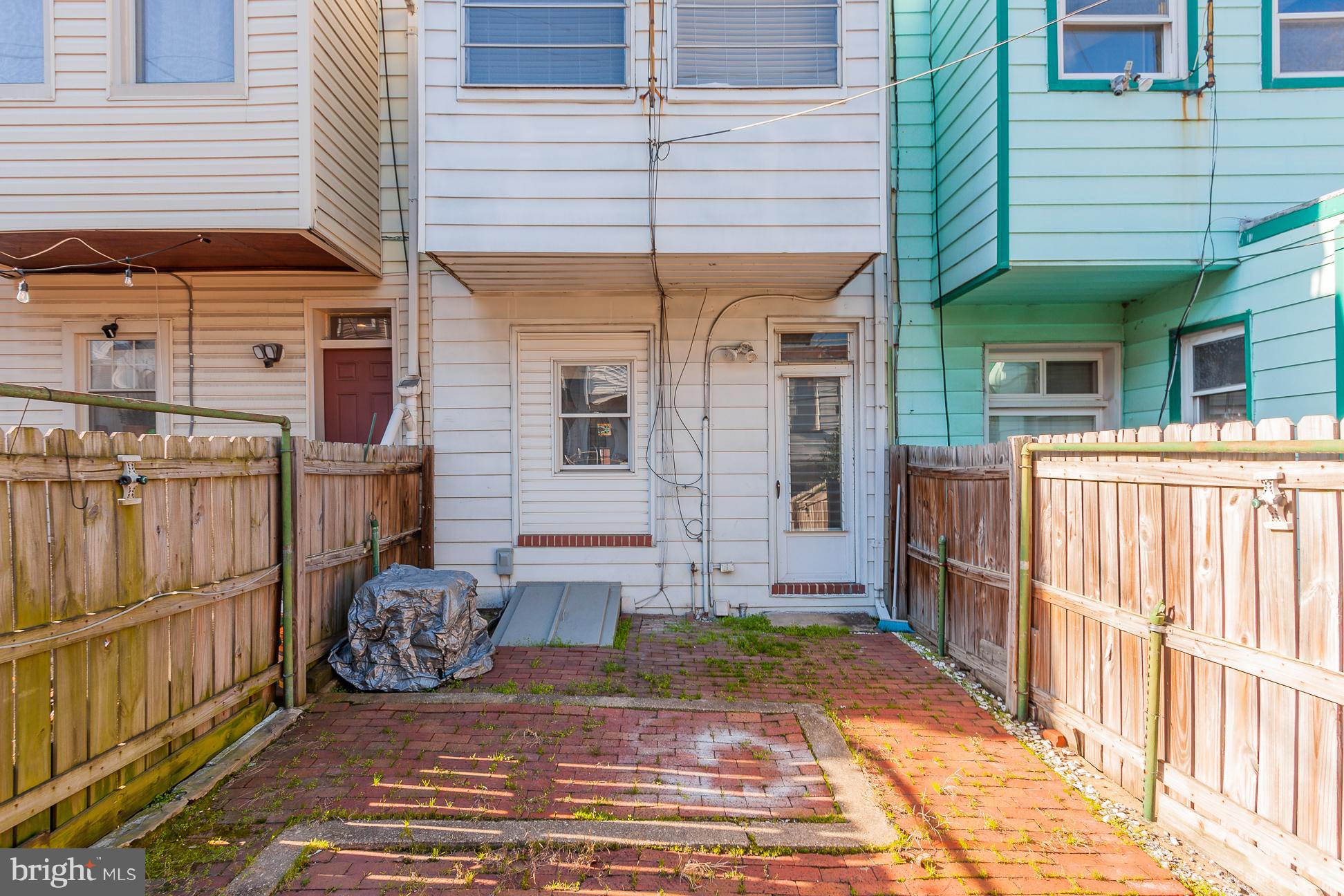 109 Rochester Place Baltimore, MD 21224 - Photo 22 of 25