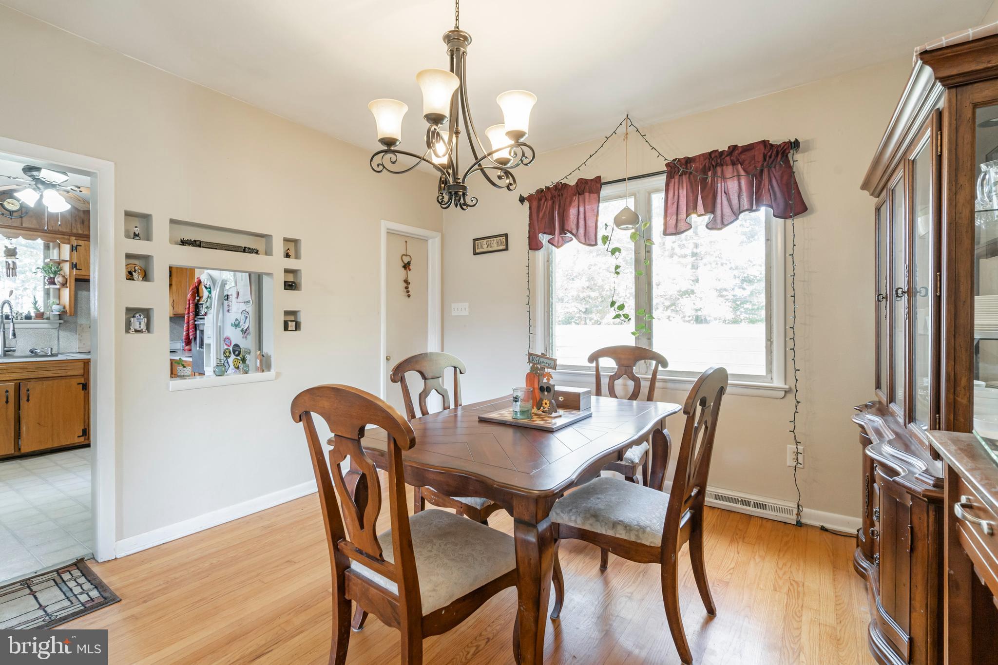 345 Mingo Road Royersford, PA 19468 - Photo 15 of 28 Dining Room