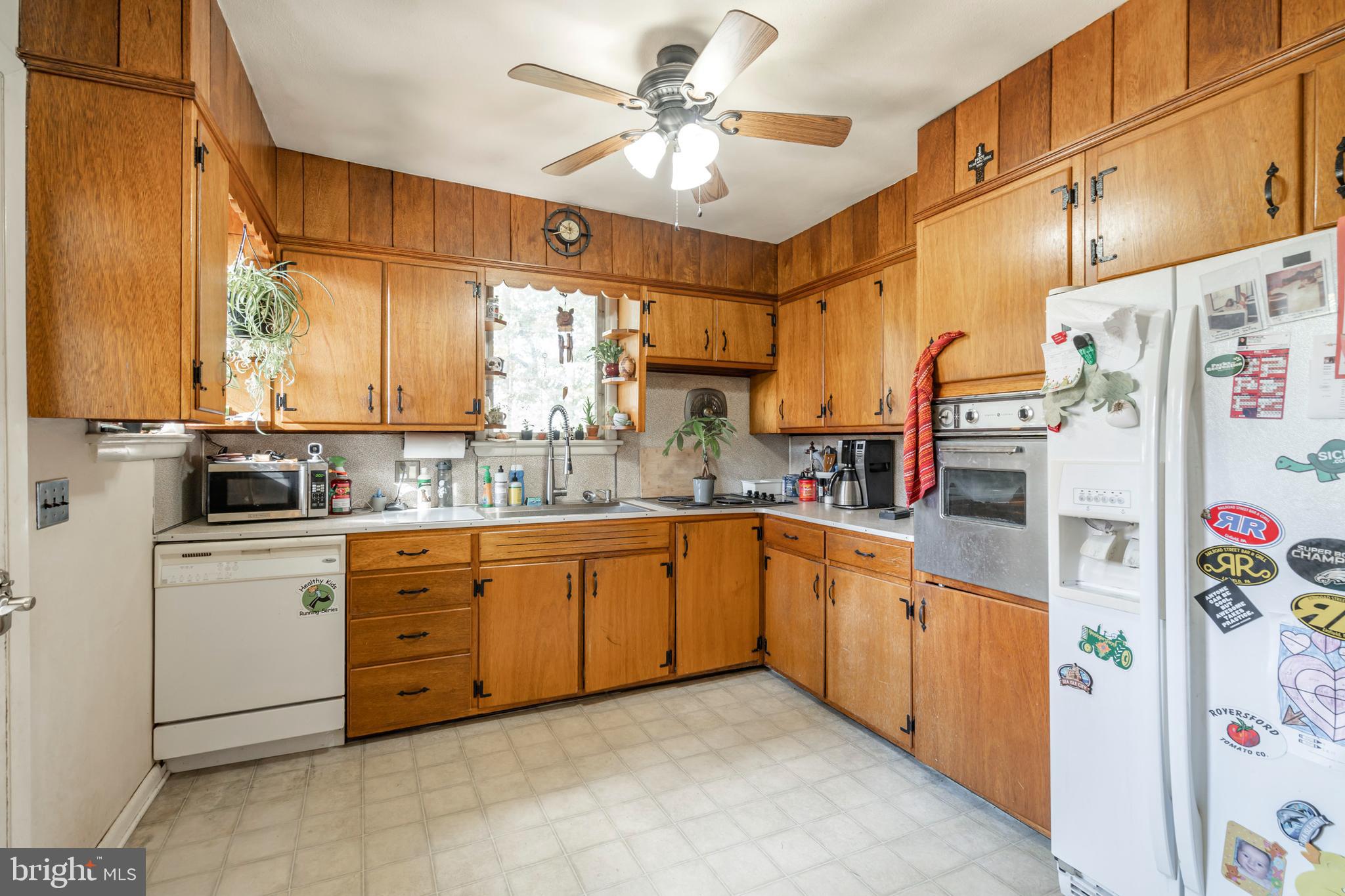 345 Mingo Road Royersford, PA 19468 - Photo 16 of 28 Kitchen