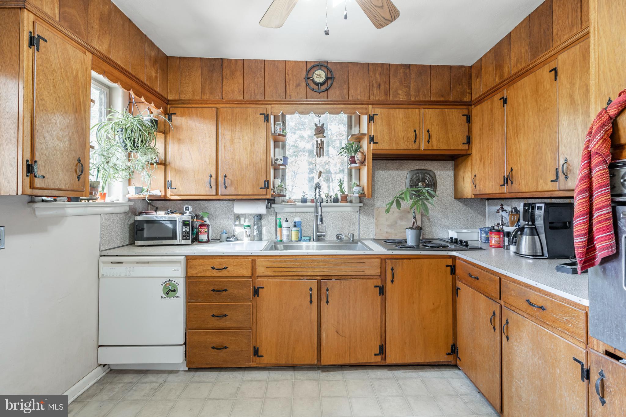 345 Mingo Road Royersford, PA 19468 - Photo 17 of 28 Kitchen