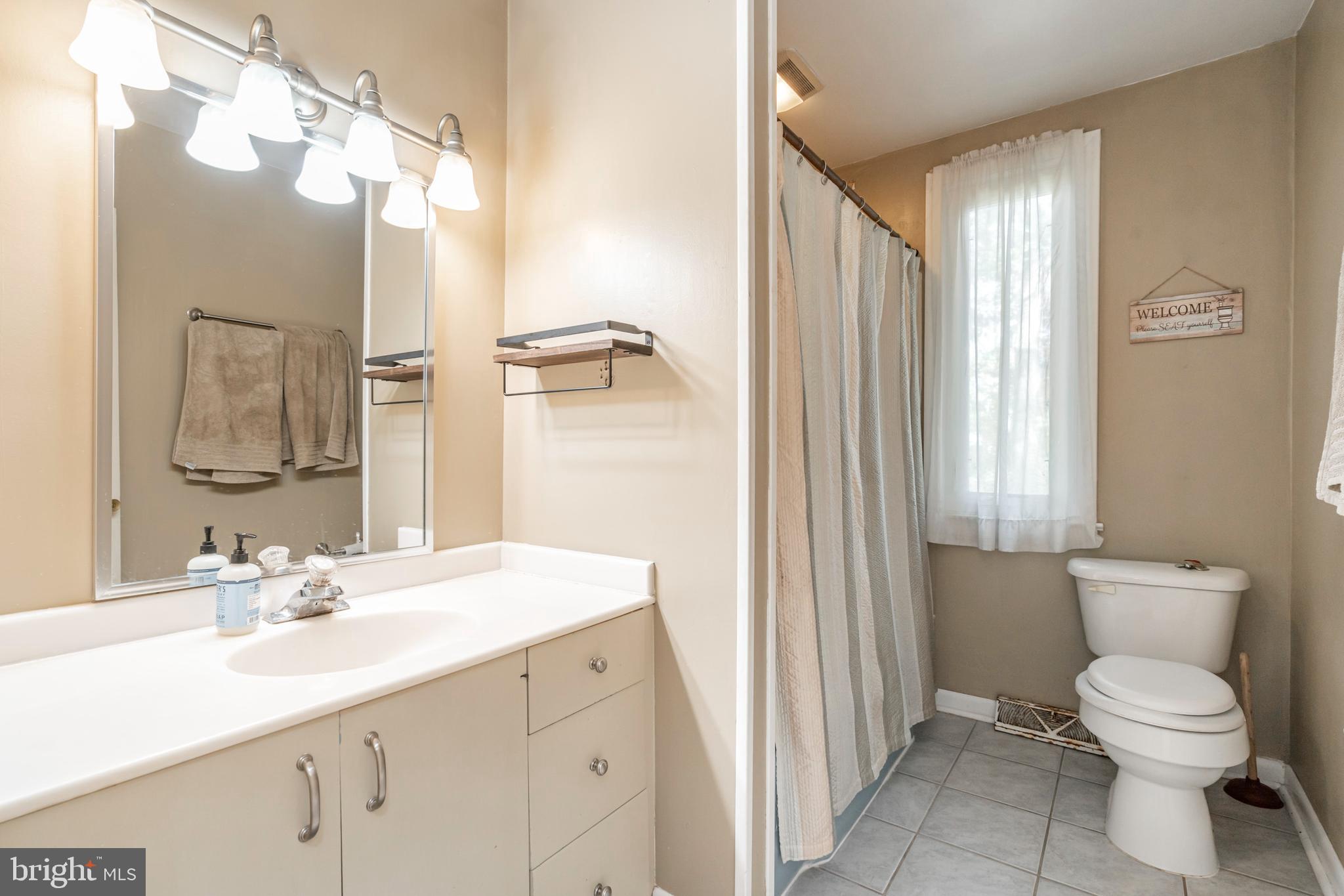 345 Mingo Road Royersford, PA 19468 - Photo 26 of 28 Full Bathroom