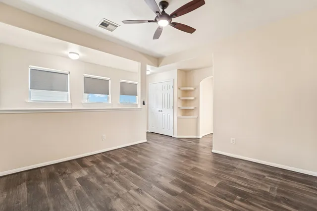 $255,000 | 6516 Stoney Creek Drive, Pasadena, TX 77503