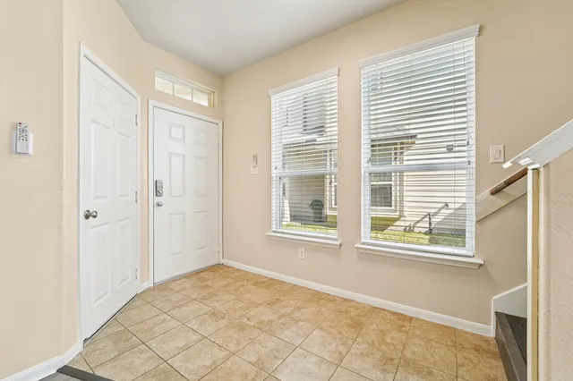 $255,000 | 6516 Stoney Creek Drive, Pasadena, TX 77503